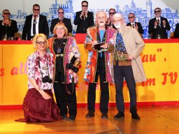 61739381_2360705847324011_2187761997330776064_o_2360705843990678